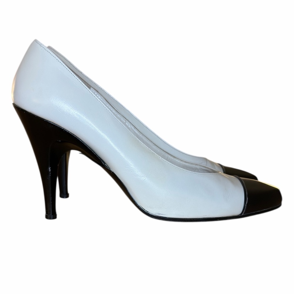RARE Vintage Christian Dior Designer Cap Toe Pumps Ivory Black Leather Heels - Picture 6 of 16